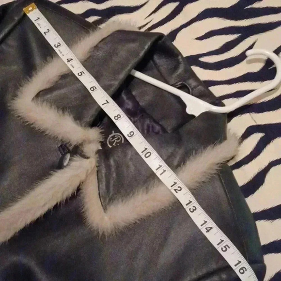 🐾leather jacket with natural fur and cute sleeves - Picture 11 of 16
